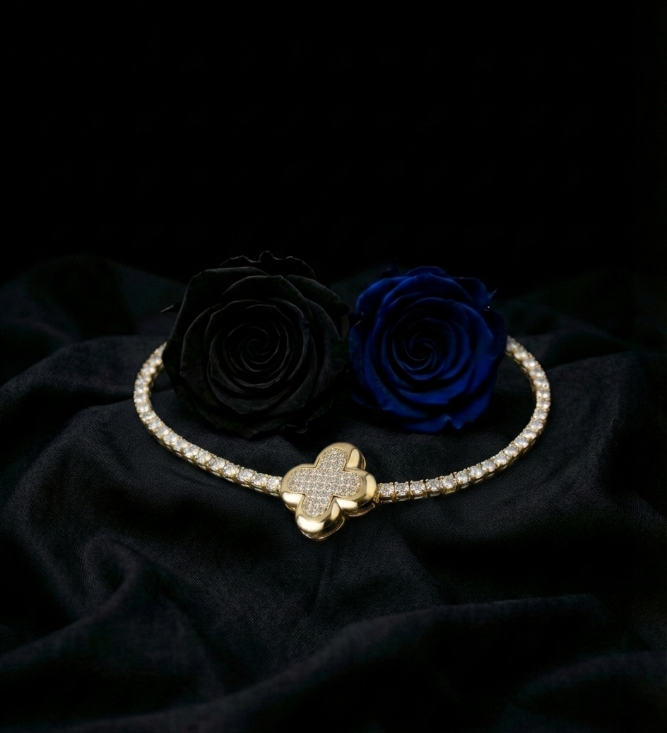 Yonca Bileklik Zircon Detaylı